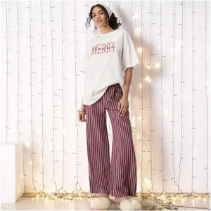 Pyjama femme 100% coton avec T-shirt de Noël et pantalon large à rayures rouges et blanches