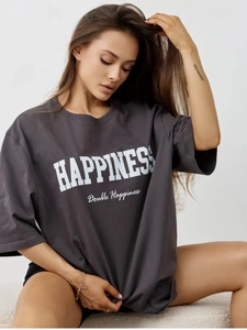 Detail of grey cotton T-shirt featuring white Double Happiness letter printing