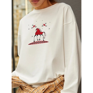 T-shirt oversize manches longues 100% coton avec motif cheval abstrait rouge pour l'automne