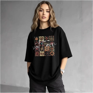 T-shirt femme en coton noir coupe ample avec imprimé géométrique rétro et texte pattern