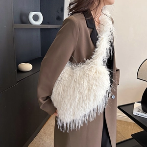 White fluffy faux fur crossbody bag with large capacity for autumn winter outfit