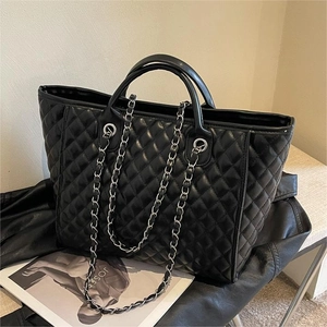 Women Fashion Quilted Chain Tote Bag Large Capacity PU Leather Shoulder Bag Urban Minimalist Casual Handbag Office Work