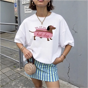 Weißes Oversized Baumwoll-T-Shirt mit lustigem Dackel-Grafikdruck und Rundhals für Damen