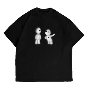 Camiseta negra de cuello redondo con estampado gráfico blanco y textura de algodón de calidad