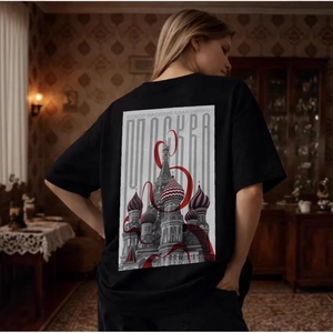 Oversized black cotton T-shirt featuring Russian architecture print on the back