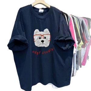 T-shirt en coton bleu marine avec imprimé chien cartoon et coupe ample confortable