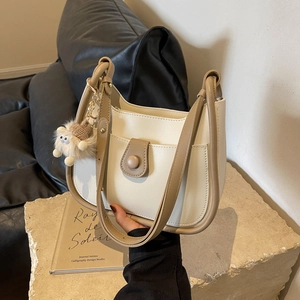 Fashion Women PU Hobo Bag Urban Minimalist Contrast Color Bucket Shoulder Bag With Plush Monster Pendant Underarm Bag