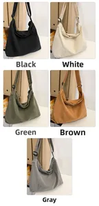 Borsa tote in tela nei colori nero, bianco, verde, marrone e grigio con tracolla regolabile