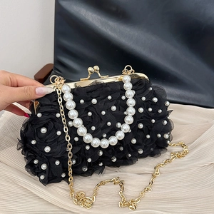 Sac De Soirée Élégant Pour Femmes Avec Roses En Tissu Dentelle Poignée En Künstliche Perles Et Chaîne Dorée Pour Mariage