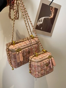 Women Tweed Chain Crossbody Bag Quilted Rhombic Vanity Box Shoulder Bag Elegant Woven Mini Cosmetic Case Purse