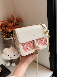 Fashion Korean Style PU Leather Woven Square Crossbody Bag For Women Urban Minimalist Metal Chain Shoulder Bag With Cloud Charm