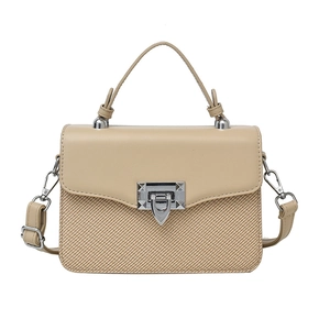 Fashion contrast color leather and straw patchwork handbag with silver metal lock buckle