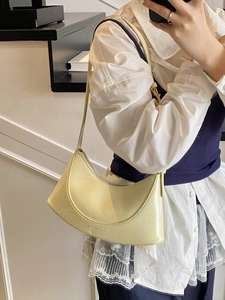 Women Shiny Patent Leather Underarm Bag Fashion Half Moon Crescent Hobo Shoulder Bag Adjustable Strap PU Leather Handbag