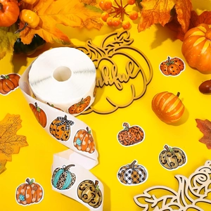 Rouleau d'autocollants de citrouille d'automne avec divers motifs léopards peints
