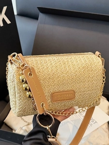 Fashion Straw Woven Cylinder Crossbody Bag Metal Chain Strap Casual Summer Beach Shoulder Bag Small Handbag for Women