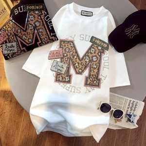 T-Shirt en Coton pour Femmes Imprimé Lettre Léopard avec Strass Manches Courtes Ample Longueur Moyenne T-Shirt Décontracté Col Rond