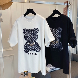 T-shirts amples en coton blanc et noir avec imprimé ours à carreaux et chaîne en métal