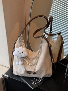 Women Large Capacity Tote Bag Fashion Vintage Jacquard Hobo Shoulder Bag With Artificial Pearl Chain And Plush Cloud Pendant For Travel