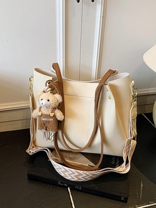 Women Large Capacity PU Leather Tote Bag Fashion Commuter Shoulder Bag With Cute Bear Charm Wide Strap Litchi Texture Handbag
