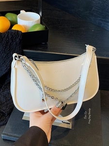 Women Shiny PU Leather Underarm Bag Vintage Y2K Style Shoulder Bag With Silver Chain Heart Lock Pendant Simple Handbag