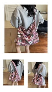 Pink camouflage canvas hobo bag with adjustable strap and large capacity details