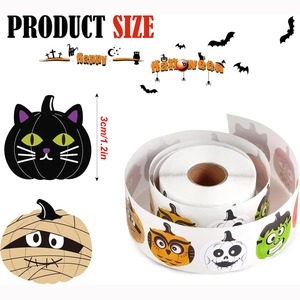 500pcs Halloween cartoon stickers roll featuring 1.2 inch round pumpkin and black cat labels