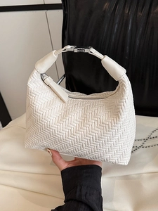 Women Weaving PU Leather Underarm Bag Fashion Solid Color Hobo Bag With Metal Buckle Versatile Commuting Shoulder Bag