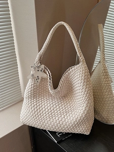Women Woven Tote Bag Large Capacity Handcrafted PU Hobo Shoulder Bag With Star Charm Retro Commute Fashion Handbag For Daily