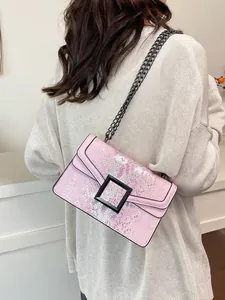 Sac Bandoulière Femme en Cuir PU à Motif de Serpent Moderne avec Chaîne en Métal Petit Sac Carré à Rabat avec Boucle