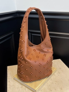 Sac fourre-tout hobo en cuir litchi marron avec rivets pour le bureau et le quotidien