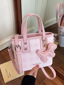 Women Checkered Bucket Bag PU Leather Small Gingham Crossbody Shoulder Bag With Puppy Charm Handbag Streetwear Fashion Tote