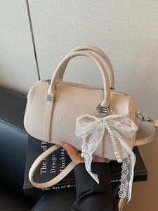 Borsa a Mano Boston da Donna in Pelle PU con Trama Litchi Borsa a Tracolla con Fiocco in Pizzo e Pendente di Künstliche Perle Elegante