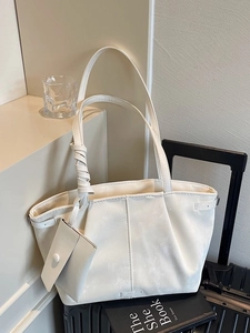 Bolso tote grande crema de cuero sintético con mini estuche a juego para uso cotidiano