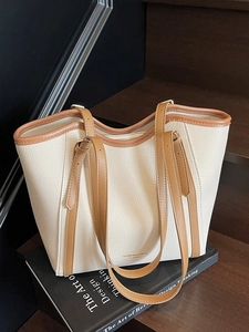 Sac fourre-tout contrasté crème et marron avec texture grainée pour femmes