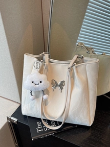 Women Fashion Large Capacity Tote Bag Metallic Butterfly Decoration Crumpled PU Leather Shoulder Bag With Cloud Pendant