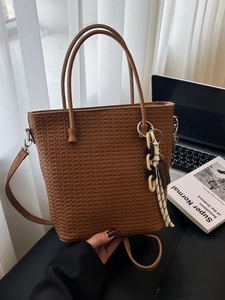 Large Capacity Woven Bucket Bag For Women Fashion Retro Solid Color Shoulder Crossbody Bag With Charm Elegant Tote Handbag
