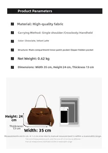 Comparaison de taille et détails du grand sac à main en daim chocolat avec poches