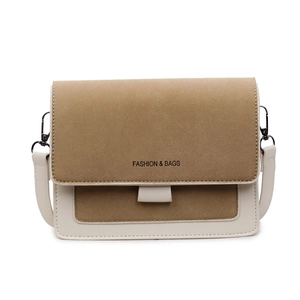 Borsa a tracolla chic beige e crema con tracolla larga e scritta FASHION & BAGS