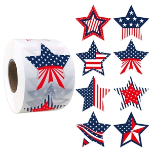 Roll of 500 star stickers with patriotic US flag patterns for gift box decoration