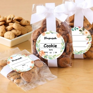 Floral Homemade Cookie stickers on cookie bags with date record area for gift packaging