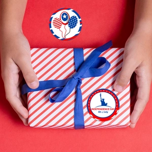 500pcs Independence Day stickers roll with American flag patterns for gift decoration