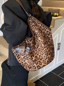 Western Retro Leopard Print PU Leather Large Capacity Tote Bag For Women Casual Shoulder Bag With Glasses Clip For Daily Work