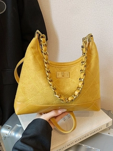 Borsa a spalla vintage in camoscio giallo con trama trapuntata, catena oro e girello