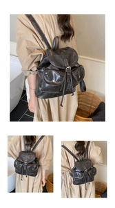 Détail macro du sac à dos rétro en similicuir avec cordon de serrage et boucle à rabat