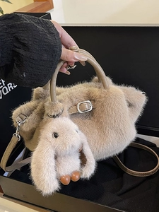 Borsa a Mano da Donna in Peluche alla Moda a Pieghe a Tinta Unita in Pelliccia di Visone Sintetico a Tracolla Con Ciondolo a Coniglio