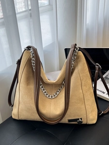 Vintage Große Kapazität Frosted Wildleder Hobo Tasche Für Damen Minimalistische PU Leder Tragetasche Mit Metallkette Herzanhänger
