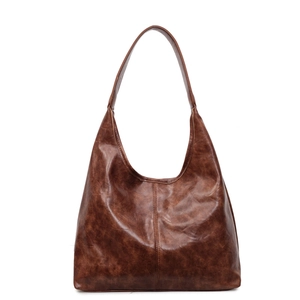 Borsa hobo marrone retrò in finta pelle martellata con ampia tracolla minimalista