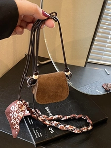 Vintage Suede Mini Crossbody Bag For Women Fashion Small Coin Purse With Wood Beads Decoration Casual Versatile Shoulder Bag