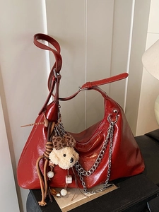 Borsa Sottobraccio in Pelle PU Lucida Vintage per Donna Catena in Metallo Borsa a Tracolla Con Ciondolo a Orsetto Borsa Hobo