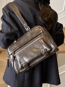 Vintage PU Leather Tote Bag For Women Large Capacity Shoulder Underarm Bag Retro Commute Handbag With Metal Buckle Decoration